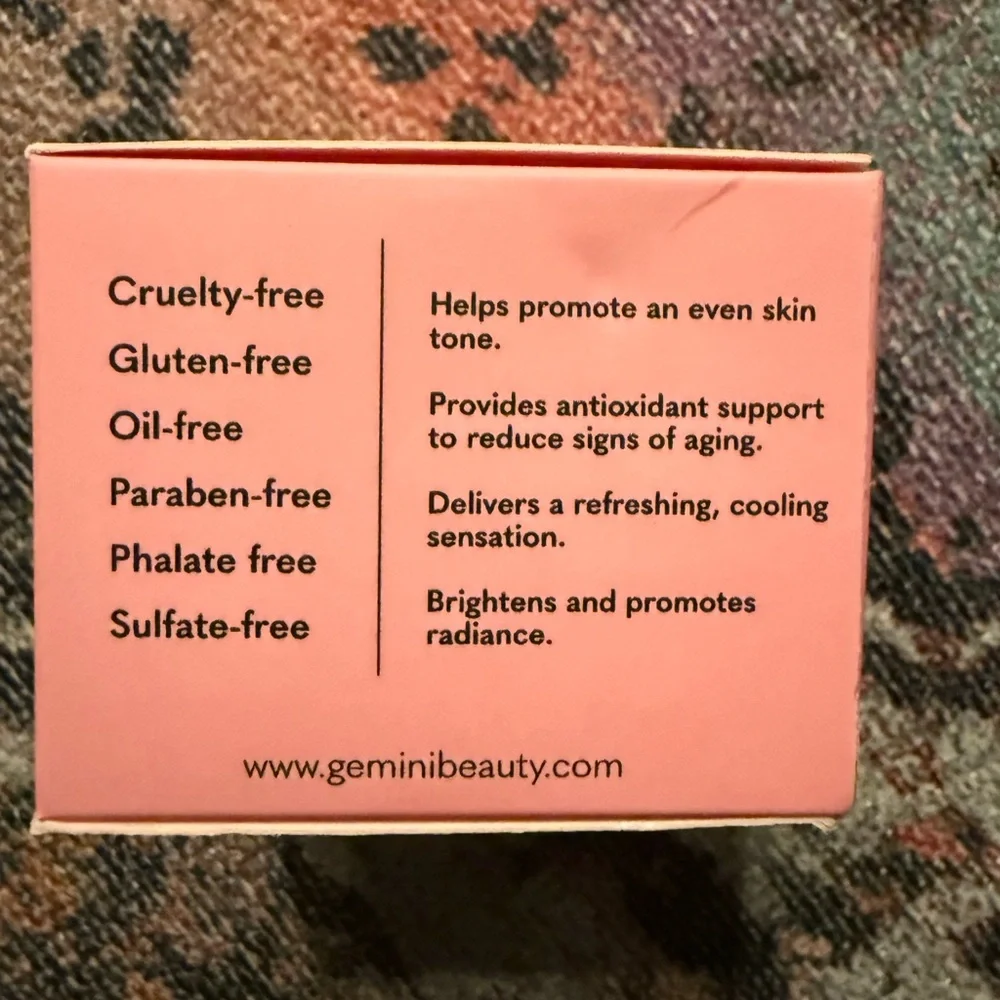 Daily Brightening Moisturizer‎ - Pink